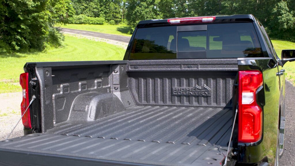How to Replace A Truck Bed