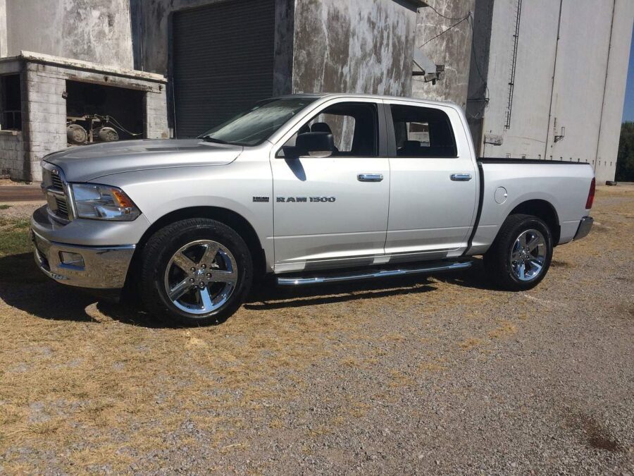 Can You Tow a 5th Wheel with a 1500?