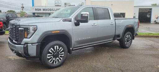 3/4 Ton Trucks