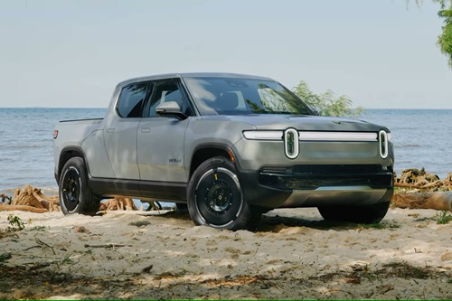 Rivian R1T 2025