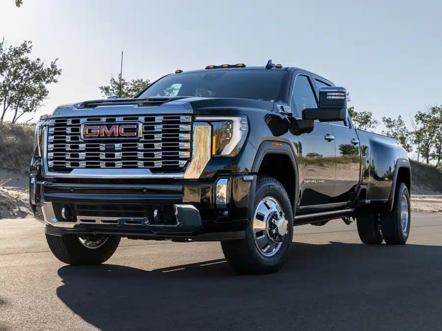2025 HD Truck Fifth-Wheel Towing Capacity Chart